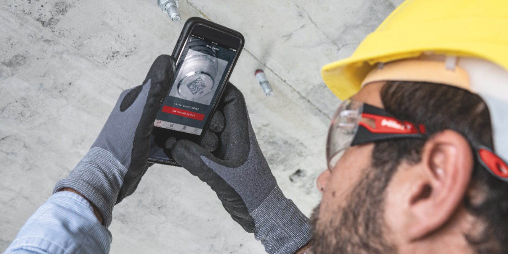 Hilti ON!TRACK 3 Uygulaması sorunsuz el aleti hizmetlerini parmaklarınızın ucuna getiriyor