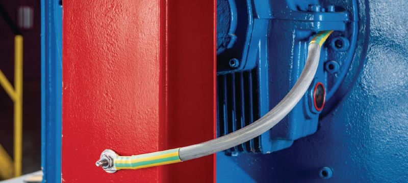 S-BT-EF HC elektrik konektörü Orta düzeyde korozif ortamlarda çelikte elektrik bağlantıları için dişli saplama (Karbonlu Çelik, Metrik diş). Bağlı kablo için önerilen maksimum çapraz kesit: 120 mm² Uygulamalar 1
