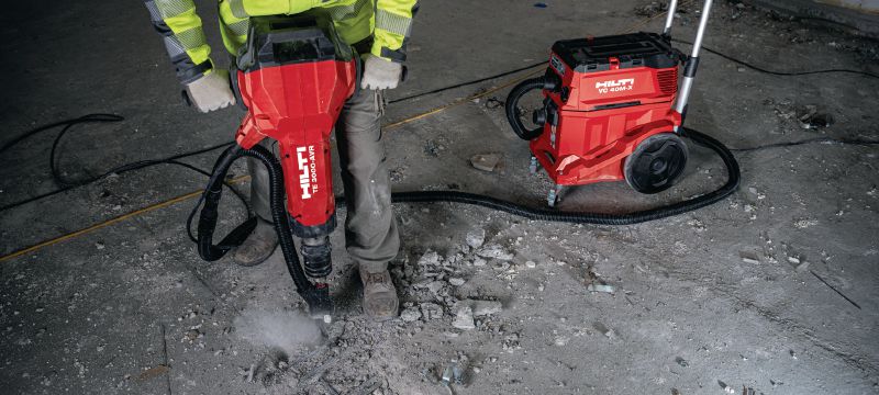 TE 3000-AVR Ağır yük tipi elektrikli kırıcı Ağır yük tipi beton kırma, asfalt kesme, hafriyat ve topraklama çubuğu çakma işleri için olağan üstü güçlü kırıcı Uygulamalar 1