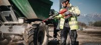 PC 2-22 Akülü basınç temizleyici İnşaat alanlarındaki hafif temizlik işlerinde kullanılmak üzere 40 bar (580 PSI) çalışma basıncına sahip taşınabilir basınçlı temizleyici (Nuron akü platformu) Uygulamalar 3